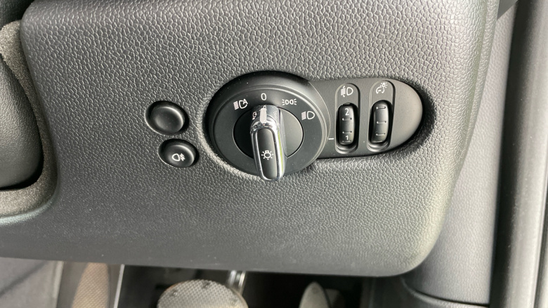 MINI Convertible 2.0 Cooper S Exclusive 2dr Auto Petrol Convertible